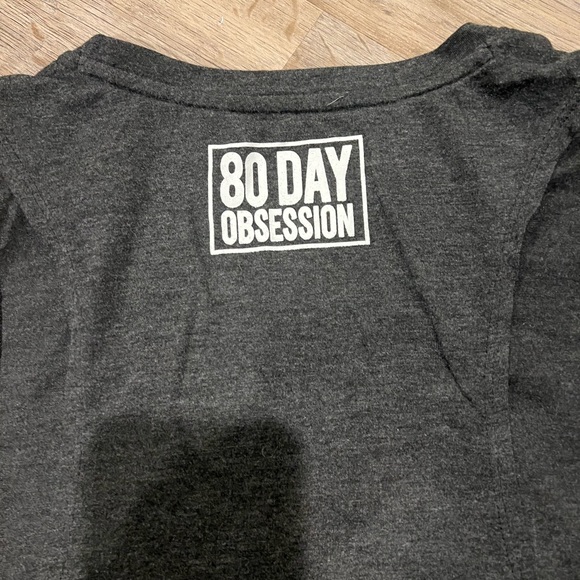 Beachbody Charcoal pineapple pineapple V-Neck Top - Picture 4 of 5